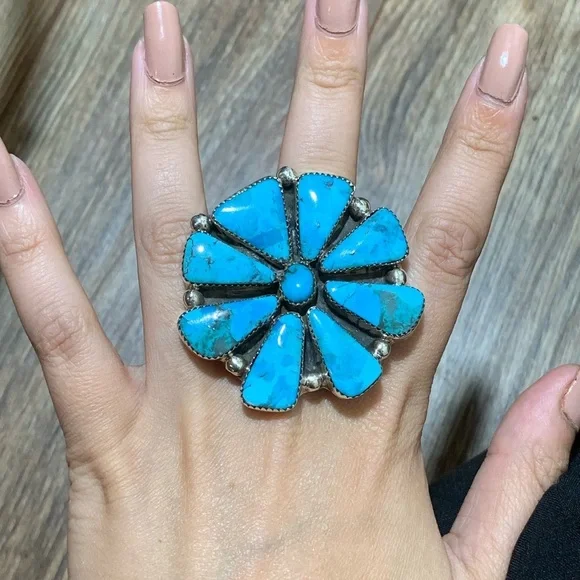 Navajo hand made turquoise ring - Picture 6 of 7